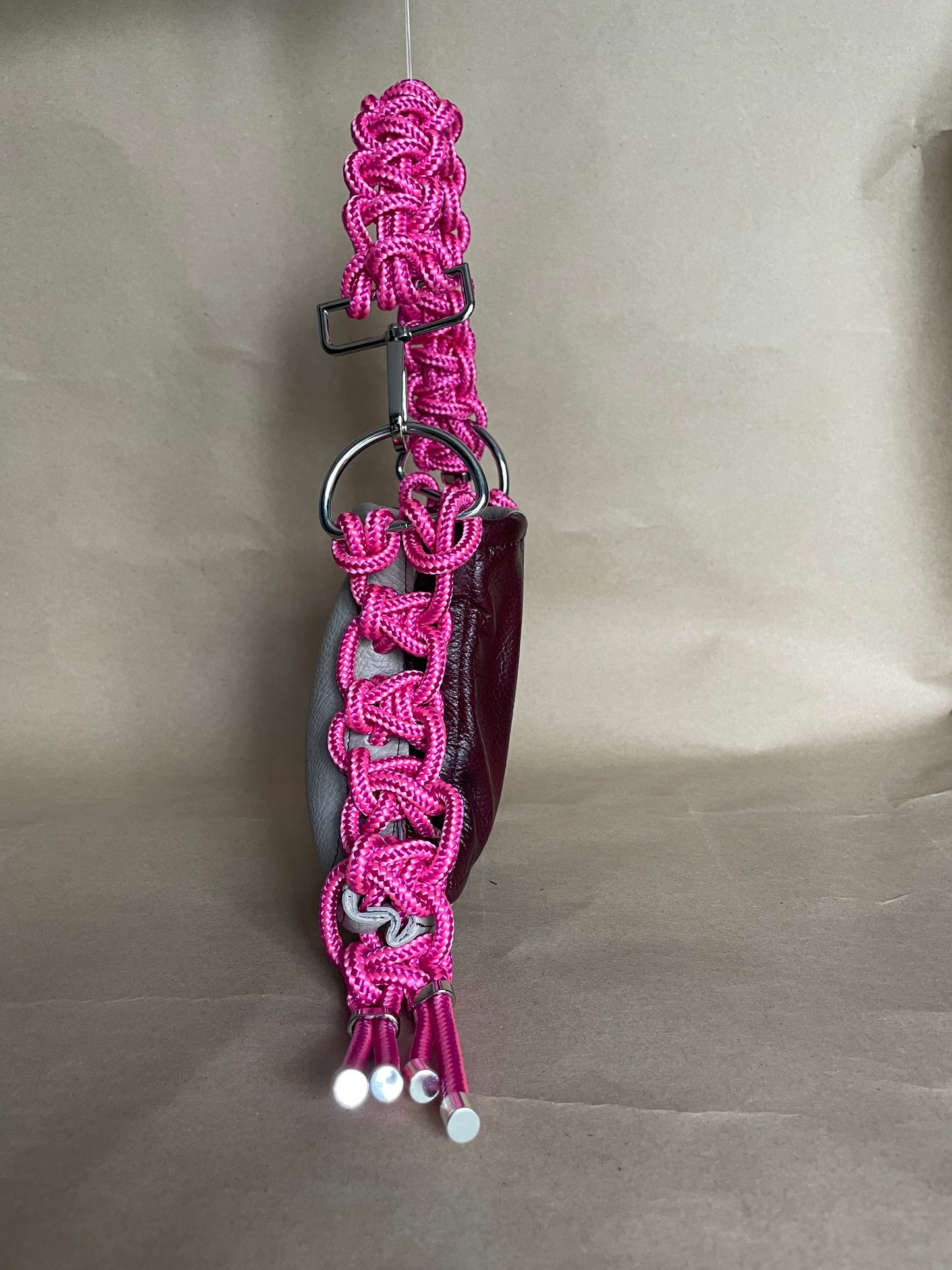 Waste knot, Want knot - F*chsia mini